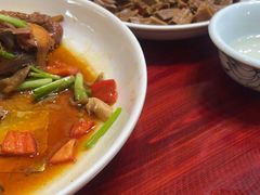 -芦茨金富饭庄·25年老字号·专做稻草鸡