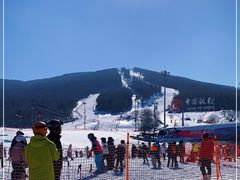 -中旅松花湖滑雪场