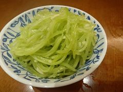 -琥珀老六龙虾(四里河店)