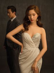 -雪中彩影婚纱摄影·微光艺术中心