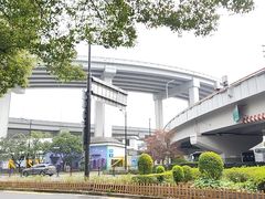 -上海南浦大桥长途旅游客运站