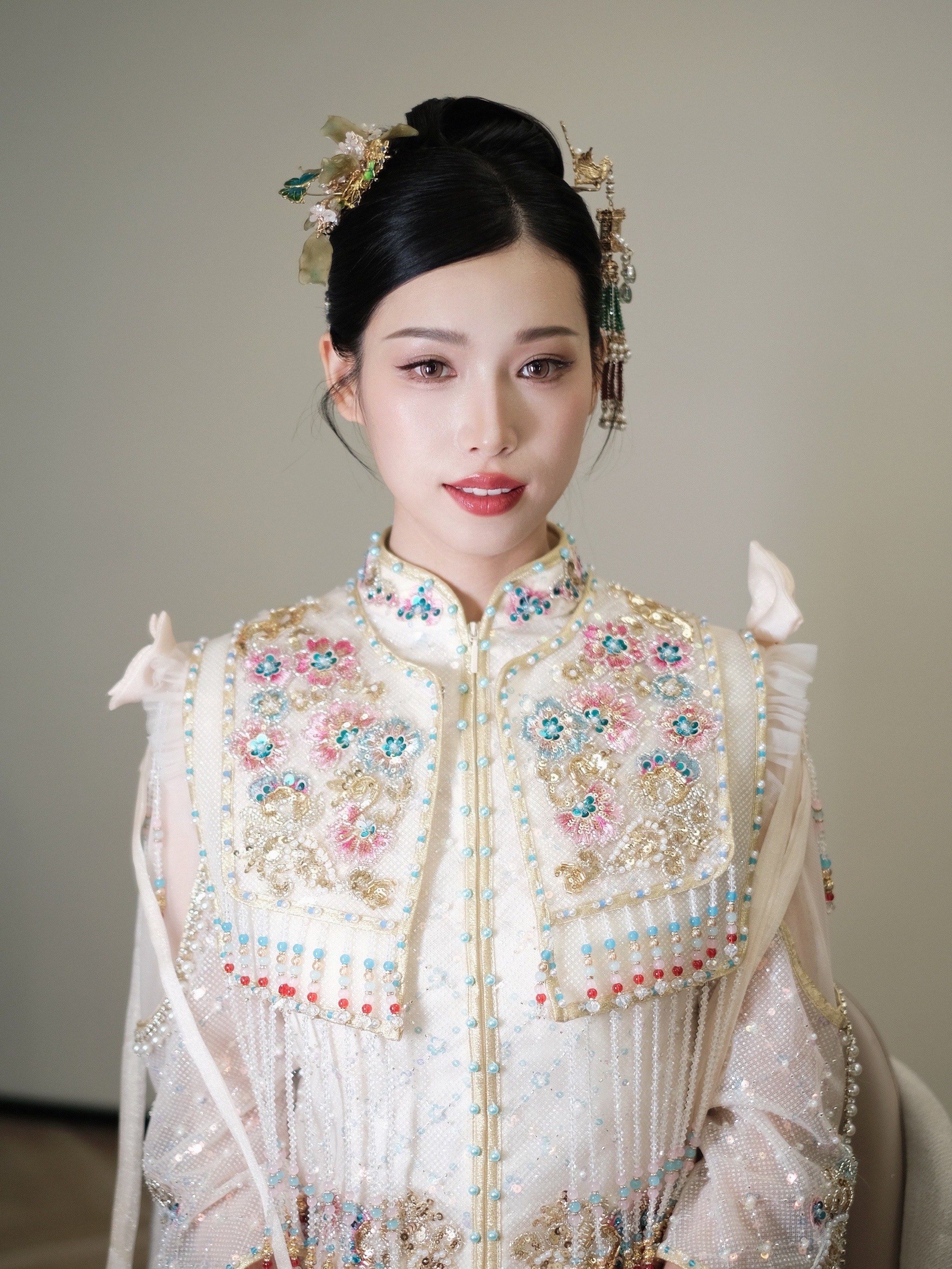 太喜欢大五官女孩啦