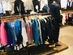 店内环境-UNDER ARMOUR(八达岭奥莱店)
