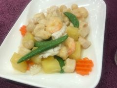 菠萝鸡丁-燕春楼(海河华鼎店)