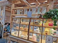 面包甜点陈列柜-霸王茶姬(南强街店)