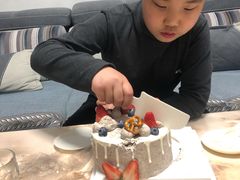 -山与蓝·轻糖鲜果蛋糕(勒泰店)