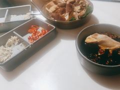 -喃喃椰·糟粕醋·椰子鸡火锅(七堡花园店)