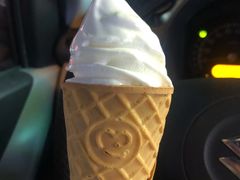 -蜜雪冰城·冰激凌与茶(瑞安吾悦店)