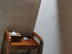 -灸春堂·艾灸·痛症·整脊连锁(之江银泰店)