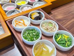 -良米山·云南野生菌过桥米线(上海首店)