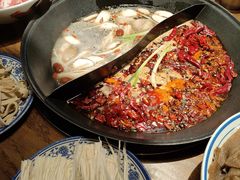 -萍姐火锅·公路夜市(武汉首店)