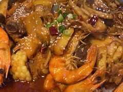 -徐记小怪兽肉蟹煲店(哈西万达金街店)