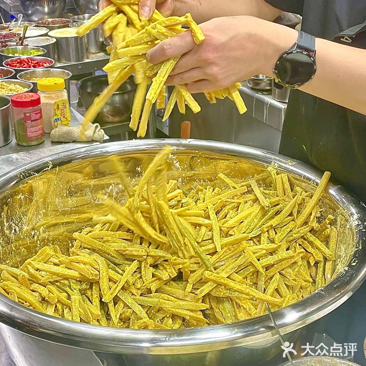 武汉的！辣是真的…好吃也是真的！！