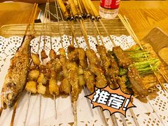 -聚串门儿·东北烧烤(信义坊店)