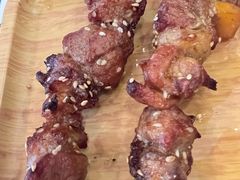 -乡村馕坑肉·烧烤·新疆菜·本地人更爱吃(阿勒泰首店)