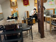 -灶知轩湘西石锅鱼(万佳广场店)