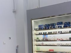 -视野联行眼镜·蔡司·控优点授权(长白万象汇店)