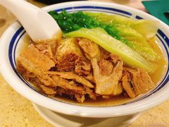 牛腩汤面-明腾壹间茶餐厅(新都会花园广场店)
