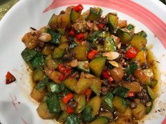 -洞庭土菜小炒馆(易发广场店)