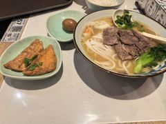 -鑫花溪牛肉米粉(凤凰街创始总店)