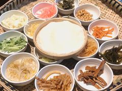 -包整·丝娃娃(一览甲秀楼风景店)