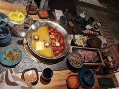 -湊湊火锅·茶憩(上海合生汇店)