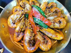 -钳真多钓虾馆·小龙虾海鲜烧烤(九六广场店)