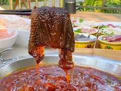 -茅草房·河畔园林火锅