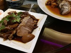 北京片皮鸭-广州中心皇冠假日酒店·百粤楼