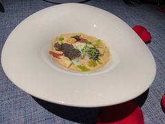 黑松露温泉蛋-弦月窗LUNETTE BY AMANDA(复兴路店)