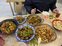 -江城燕子大排档(江汉路步行街店)