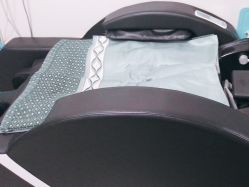 -黑奥秘脱发白发中心