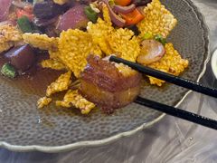 -鲁朗纳麦石锅鸡庄园