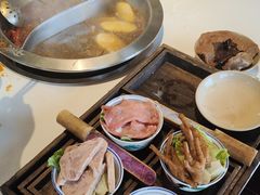 -卤校长重庆火锅(国兴店)