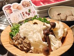 -楠小云·云南鲜菌·鲜牛自助火锅(九眼桥店)