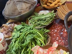 -赵美丽·重庆社区火锅·直营店(火车东站·中豪国际店)