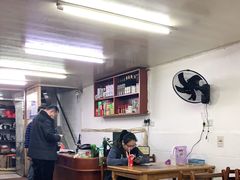 大堂-东兴牛肉店(庄府巷店)