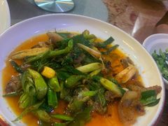 -万重锦·人文川菜馆(骡马市店)