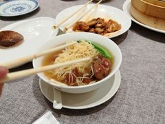 -香港百合居(LCM置汇旭辉广场店)