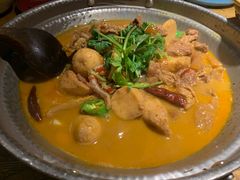 砂锅牛腩-吃饭皇帝大土家民族菜(正大广场店)