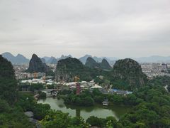 -叠彩山景区