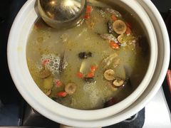 -桥边小楼·手工云南菜·古城观景小楼
