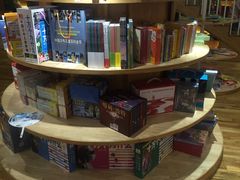 -新华书店(解放中路店)