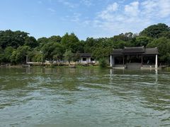 -八大山人梅湖景区