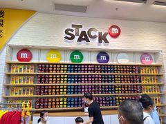 -m豆巧克力世界(上海世茂广场店)