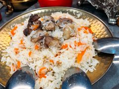 -欧提汗·新疆餐厅·清真(银都路店)