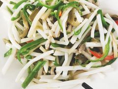 芦苇根炒肉丝-梦缘水乡·湖景餐厅