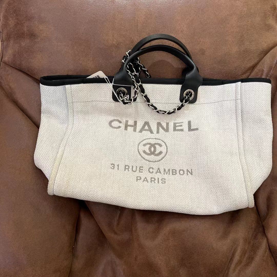 香奈儿双c灰白编织沙滩包