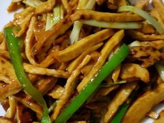 香干肉丝-家烧面馆【南山路知名经典面食】