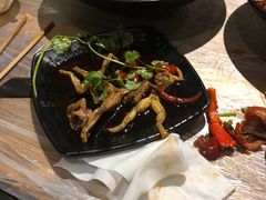 -巴厘龙虾·榜首油焖大虾(音乐学院·沿江酒馆店)